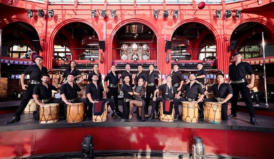 PhuQuoc Romantic Dinner with Symphony & Kiss of the Sea Show - Pickup, Seating, and Timing Tips