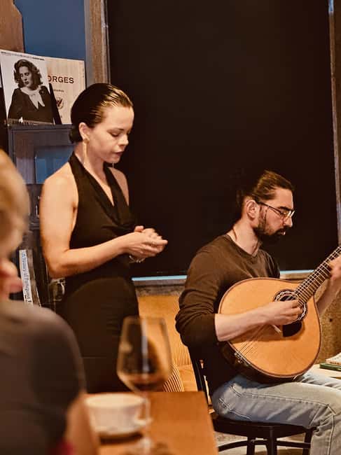 Porto: Fado Live Music, Wine & Cultural Introduction - Should you book Clube Real do Fado?