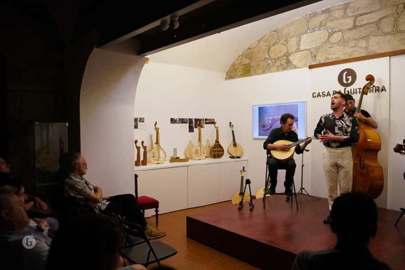 Porto: Fado & Port Wine in Traditional Portuguese Music Shop - Entering the traditional instrument shop