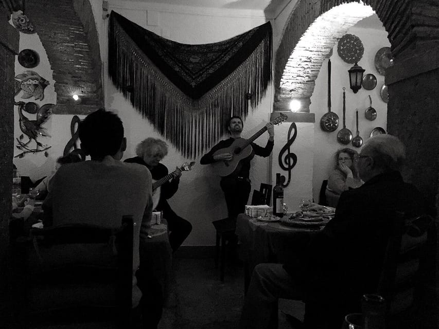 Porto: Fado Show with Dinner in a Traditional Fado House - FAQ