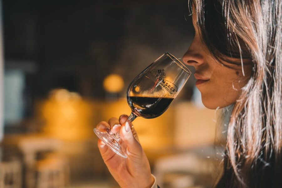 Porto: Fonseca Cellar Tour & Fado Show with Optional Dinner - A Porto evening built around wine and Fado