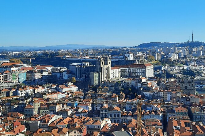 Porto Heritage Night Tour With Fado Show And Dinner Included - What the Fado show is really like