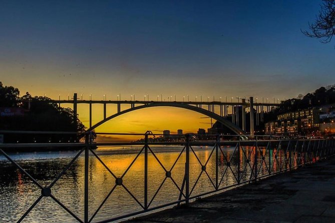 Porto Heritage Night Tour With Fado Show And Dinner Included - Who will enjoy this Porto evening most