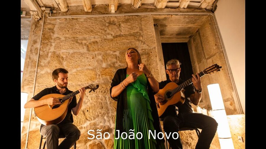 Porto: Live Fado Show with Glass of Port Wine - Is $23 good value for Porto?