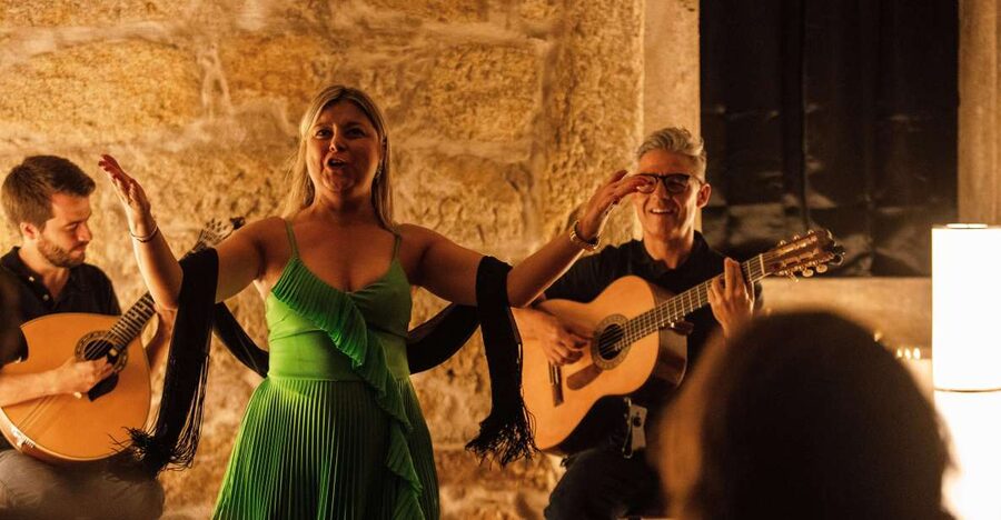 Porto: Live Fado Show with Glass of Port Wine - Practical planning for your evening