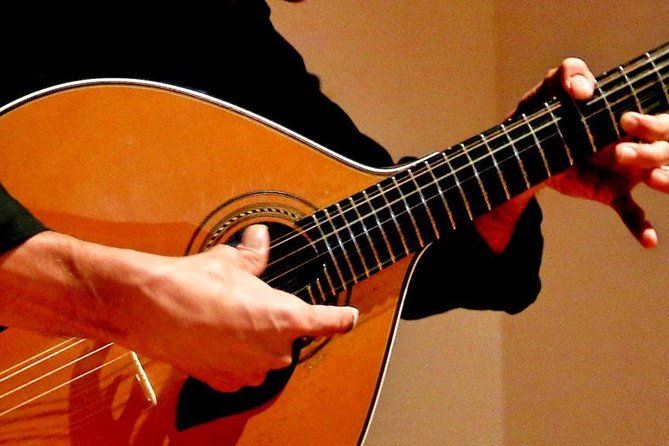 Portuguese Fado Live Music Show in Lisbon - Who will enjoy this evening most