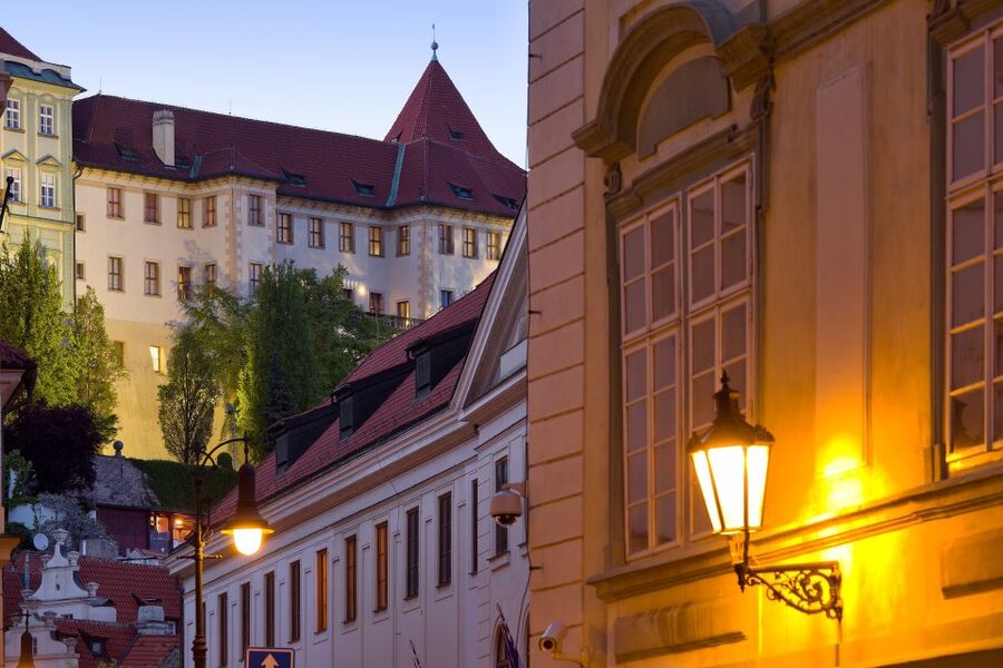 Prague Castle: Midday Classical Concert at Lobkowicz Palace - Key points to know before booking