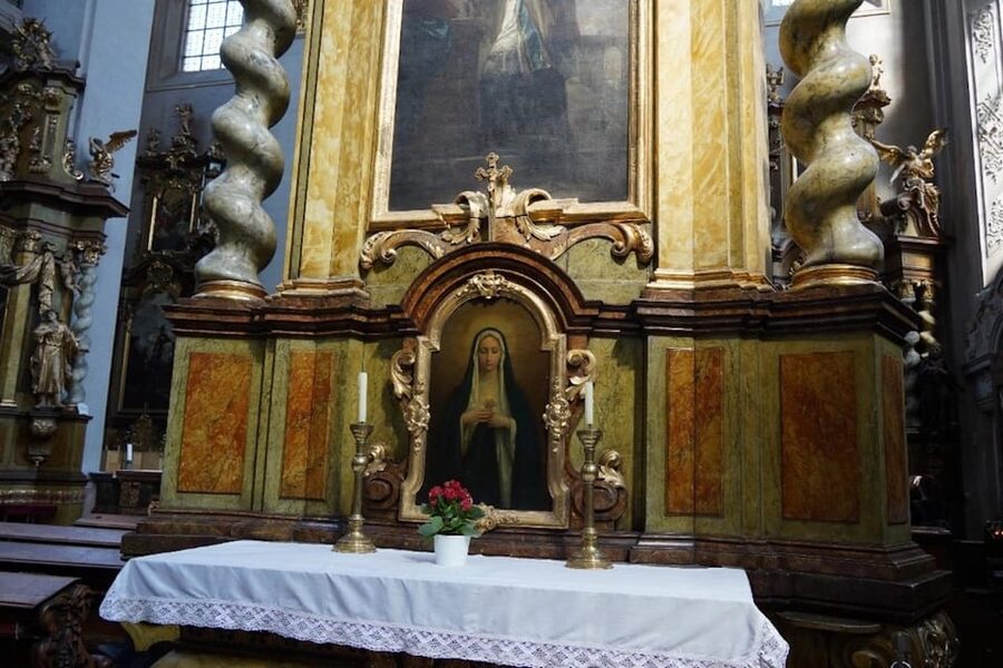 Prague: Classical Concert at St. Giles' Church - Who should book this concert?