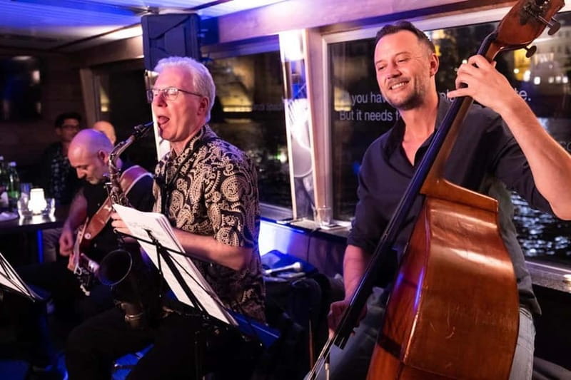 Prague: Jazz Boat Popular Live Jazz Dinner Cruise - What the Jazz Boat evening is really like