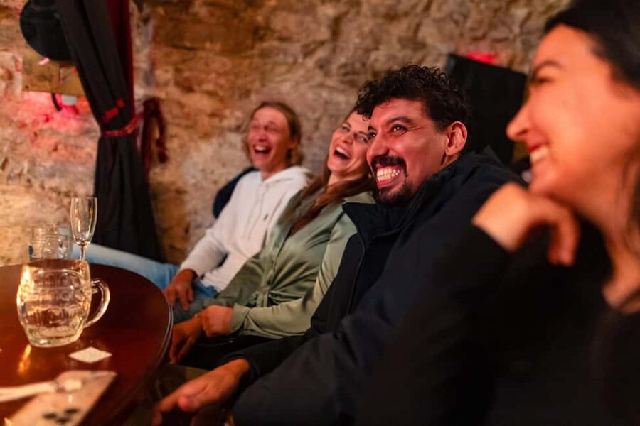Prague: Sunday Live Music & Stand-Up Comedy Night in English - Live music, mashups, and the break from stand-up