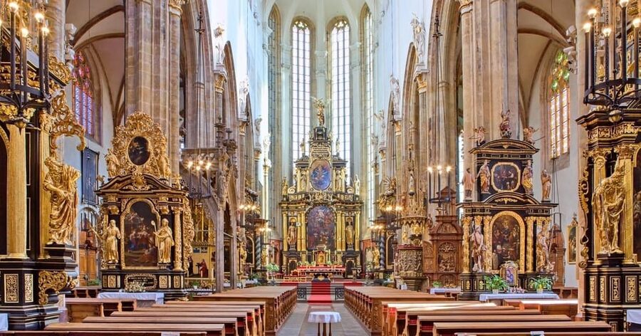 Prague: Tyn Church Classical Music Concert - Pachelbel, Mozart, and a familiar finish