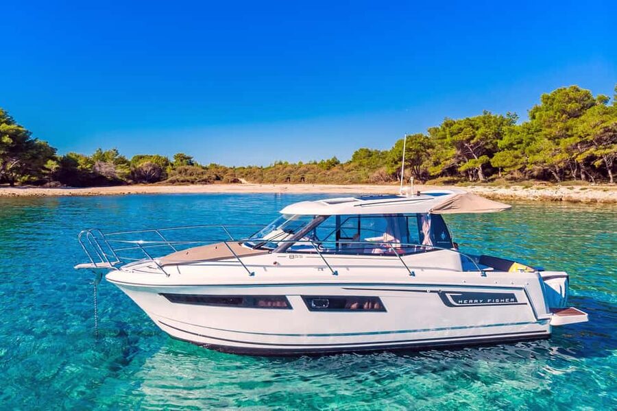 Private speedboat tours Sea Symphony - The last swim at Rasotica Bay