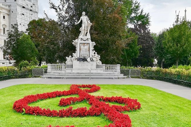 Private Vienna Music Tour - The Hofburg Imperial Chapel and the Vienna Boys Choir