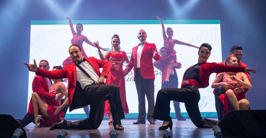 Puerto Iguazu Madero Tango Show - A large tango show at Casino Iguazu