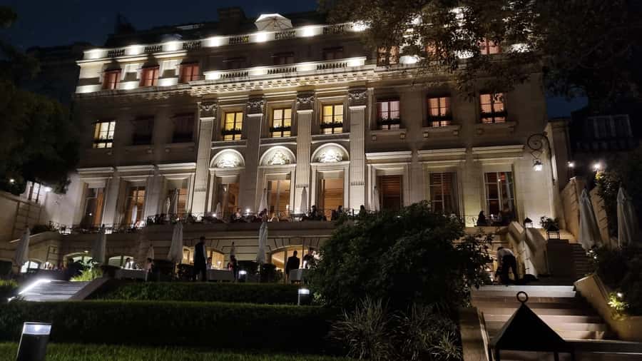 Recoleta Walking Tour and Live Jazz Show - Timing, pace, and practical comfort