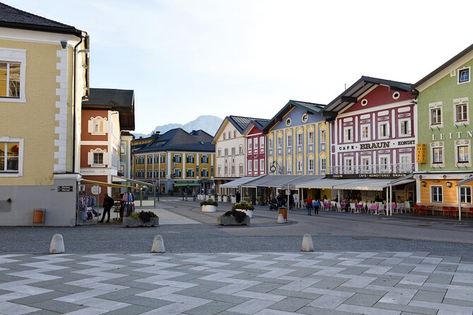Relive the Movie Private Sound of Music Tour in Salzburg - Leopoldskroner Weiher brings the famous view