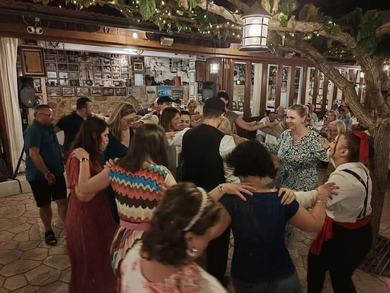 Rethymnon: Cretan Night with Dinner and Live Music - Key points to know before booking