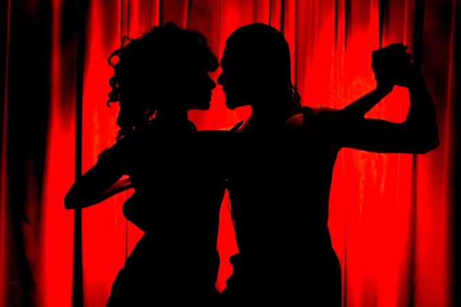 Rojo Tango Show and Optional Dinner Including Private Transfer - Dress, timing, and the shape of the evening