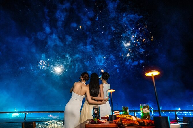 Romantic Dinner with Fireworks, Symphony & Kiss of the Sea Show - Hotel pickup from 18:00