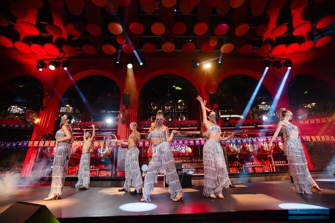 Romantic Dinner with Fireworks, Symphony & Kiss of the Sea Show - Who will enjoy this evening most