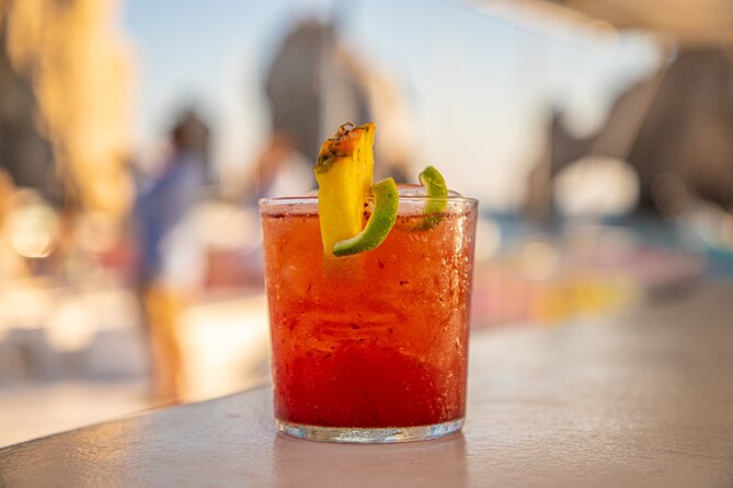 Romantic Sailboat Sunset: Live Music, Premium Bar & Dinner -Cabos - Premium drinks and live music