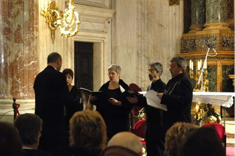 Rome: Capuchin Crypt & Museum Tour with Choral Concert - Key points to know before booking