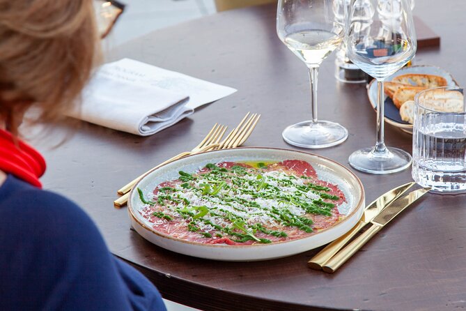Rome: Rooftop Gourmet Dinner & Opera Performance - Who should book this experience