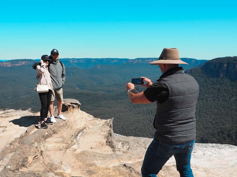 Roos, Blues & Views - Blue Mountains Day Tour w Lunch - Key points at a glance