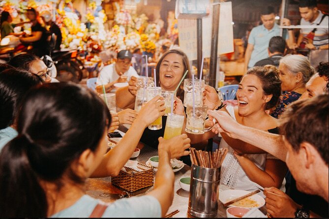 Saigon After Dark With Seafood, Beer & Live Music Bar - Starting with Bun Bo at Bún Bò Xưa