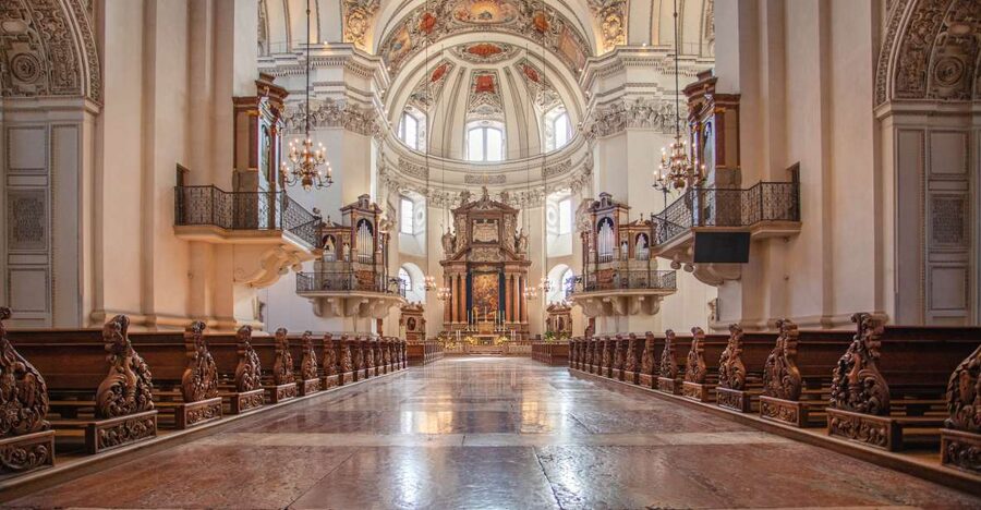 Salzburg Cathedral: Organ Concert at Midday - Seating, timing, and the small details that matter