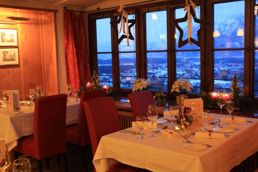 Salzburg: Christmas/Advent Concert & Dinner - Why the fortress makes this concert special
