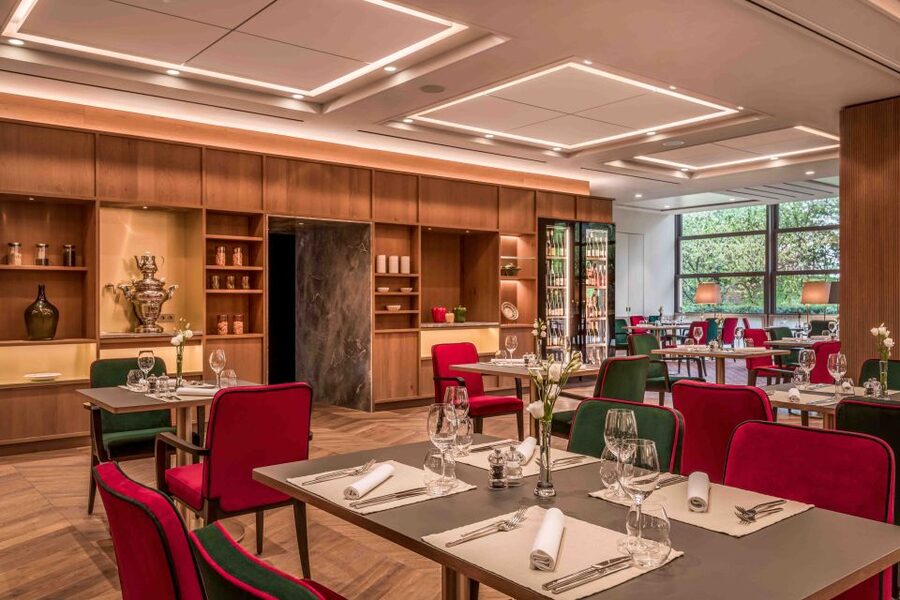 Salzburg: Dinner and Classical Concert at Mirabell Palace - The five-minute walk to Mirabell Palace