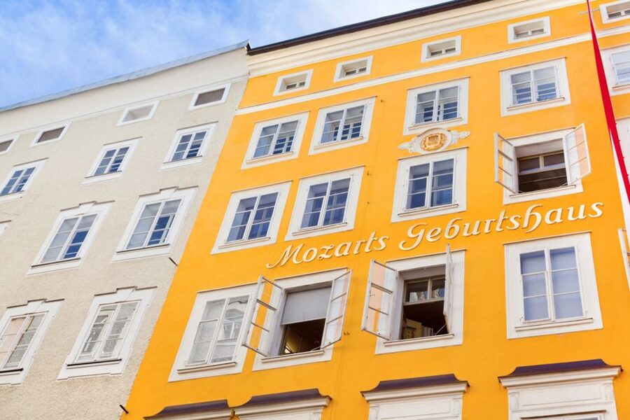 Salzburg: Life of Mozart Private Guided Walking Tour - The private-guide advantage and its limits