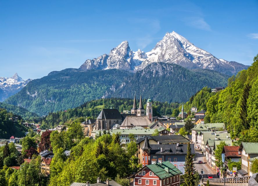 Salzburg: Private Eagle's Nest and the Sound of Music Tour - Fuschl and the emerald water of Lake Fuschl