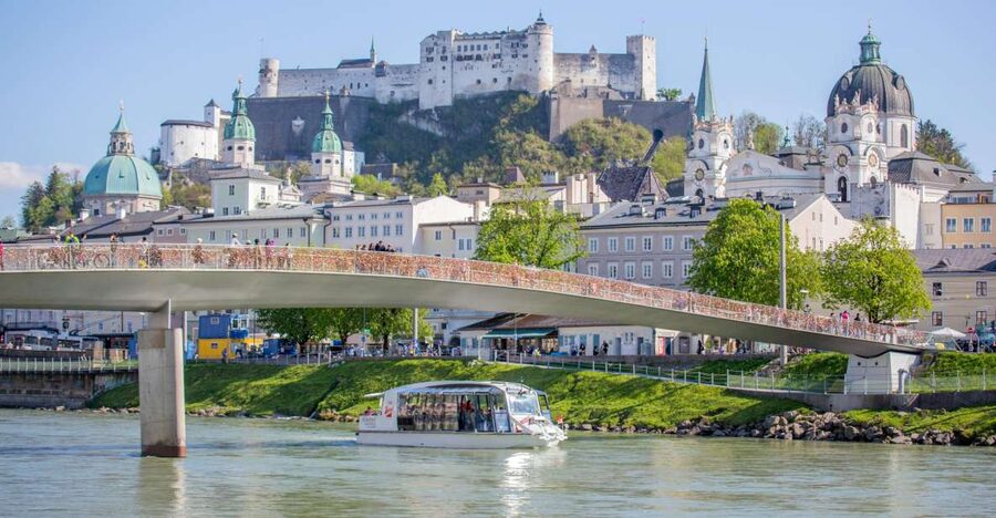 Salzburg: River Cruise, Dinner & Fortress Concert - Walking from the river to Fortress Hohensalzburg