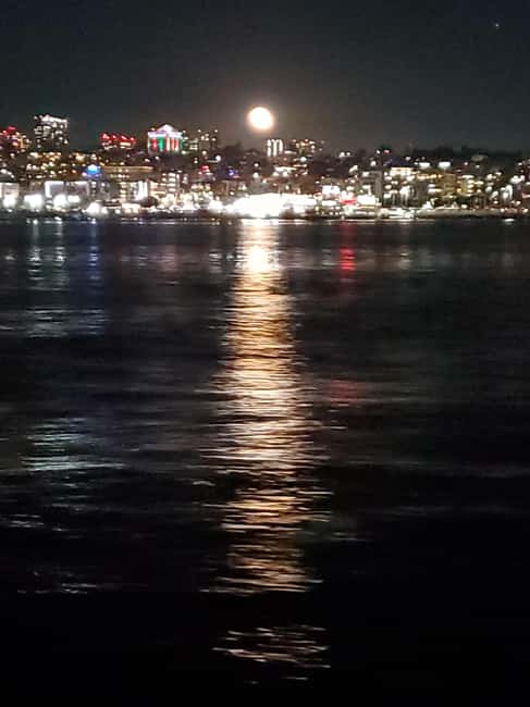 San Diego: Enjoy a jazz cruise on Laki's Lounge - Booking details that affect your evening