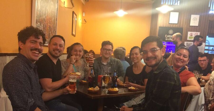 Santiago: Guided Foodie Tour with Drinks, Tapas & Live Music - What makes the drinks useful for first-time visitors