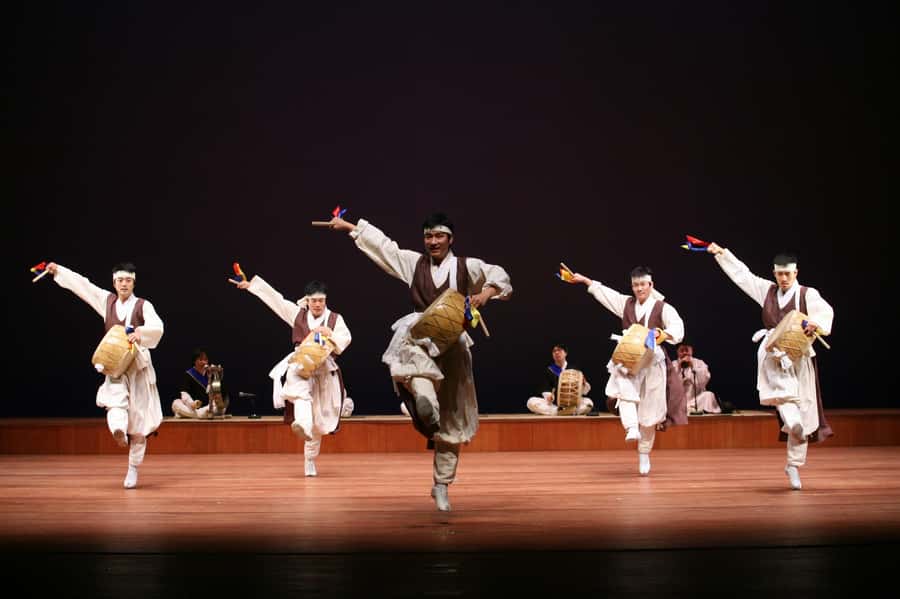 SEOUL: Gugak - Korean Traditional Music Museum&Concert Tour - What the guide adds to the experience