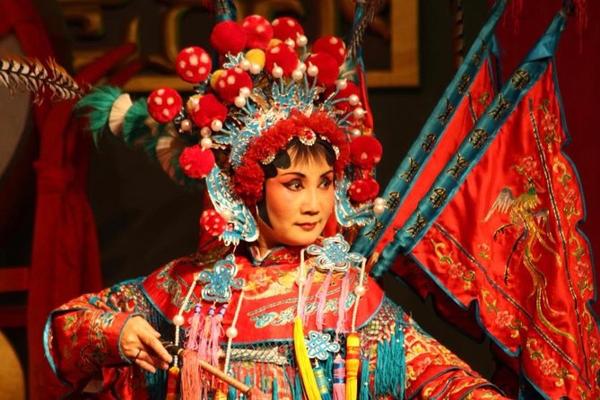 Shu Feng Ya Yun Sichuan Opera Ticket - The 90-minute program: opera, masks, and hand shadows