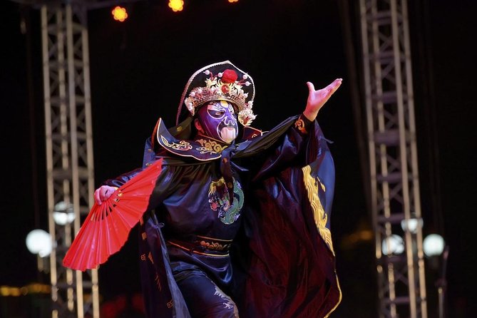 Sichuan Opera Show with Hotel Pickup - Inside the 1-hour-40-minute performance