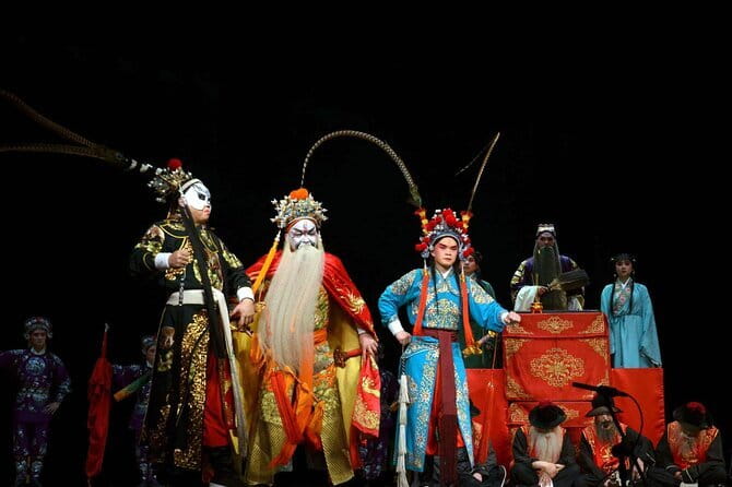 Sichuan Opera with face-changing at Sichuan opera theater - Face-changing, acrobatics, and comic stage work
