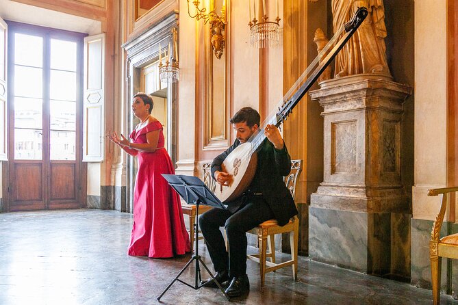 Siena: Intimate Opera Concert & Tour in Piazza del Campo - A Palace Setting Worth the Price