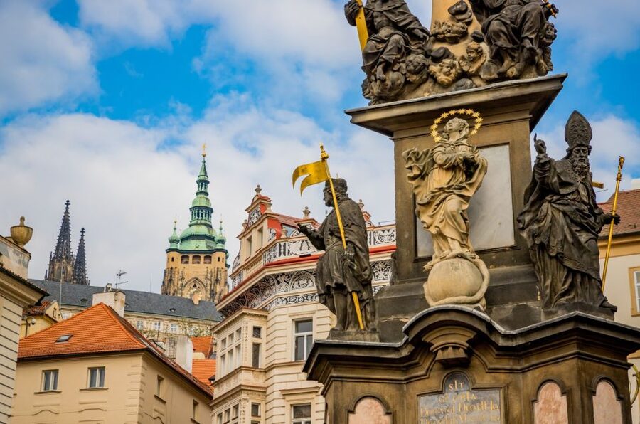 Skip-the-line Lobkowicz Palace Private Tour & Concert - The Music Archive and the Mozart connection