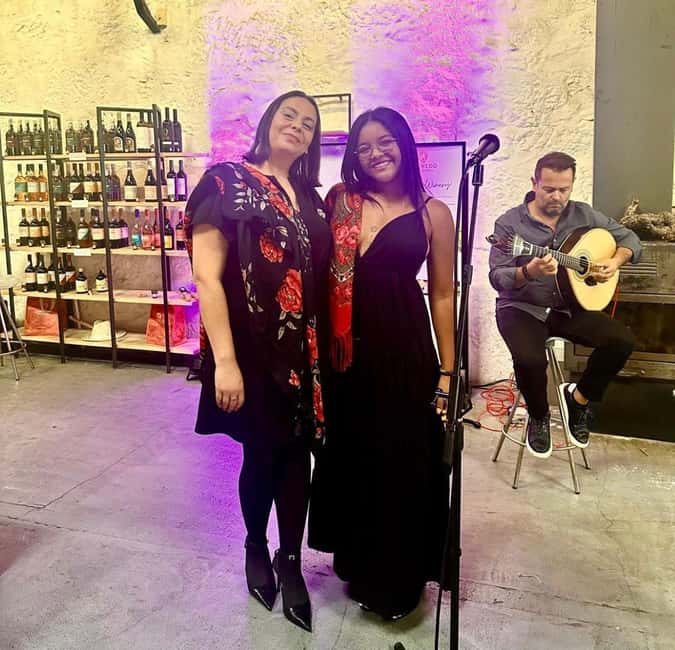 Soul of Portugal: an immersive experience of fado, wine, and tradition - Why the Intimate Mood Matters