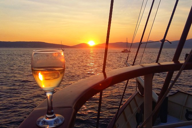 Split:Sunset Cruise with Live Music - Marjan Hill, Split’s green seaside symbol