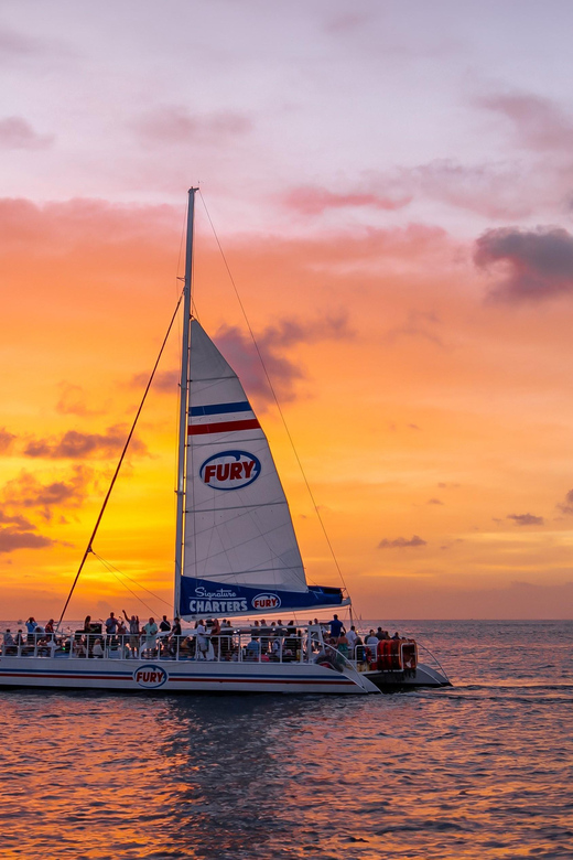 St Augustine: Nights of Lights Sail w Live Music& Sunset Opt - Who should book this cruise