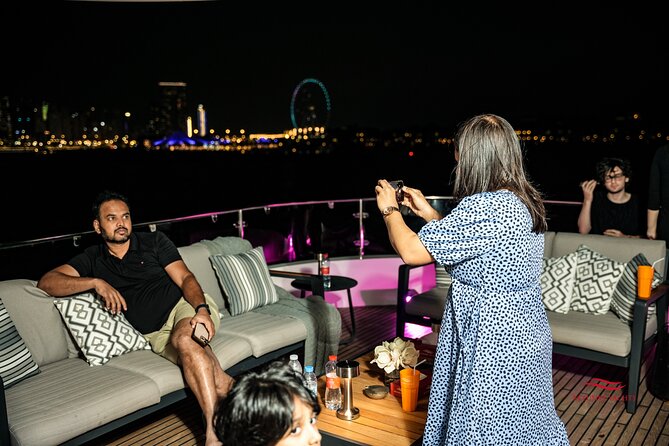 Superyacht Experience in Dubai with Dinner and Live Music - The Yacht, Crew, and Comfort