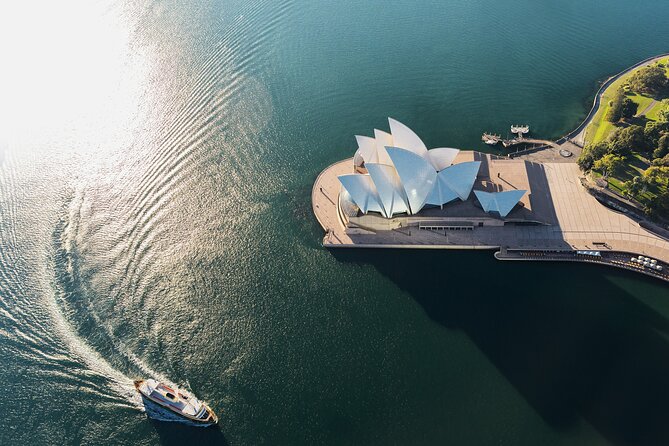 Sydney Opera House Architectural Tour - A 75-minute route with a serious walking component