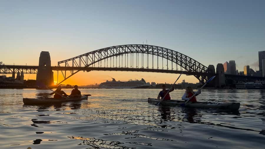 Sydney Sunrise Private Kayak – Opera House & Harbour Bridge - What the guide adds to the morning