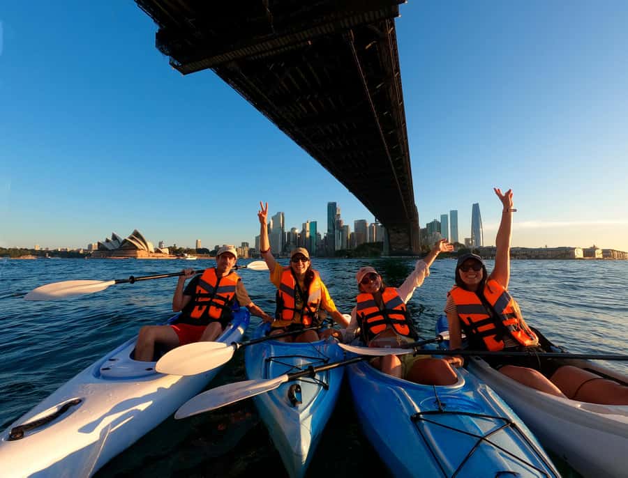 Sydney: Sunset Kayak - Opera & Harbour Bridge Tour (5p. max) - Starting at Lavender Bay and choosing your equipment